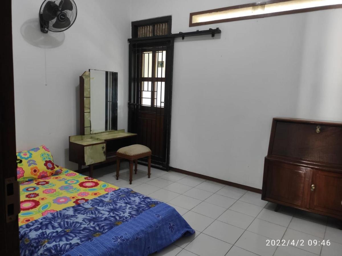 Kelana 2 Nice Homestay Semarang Exterior photo